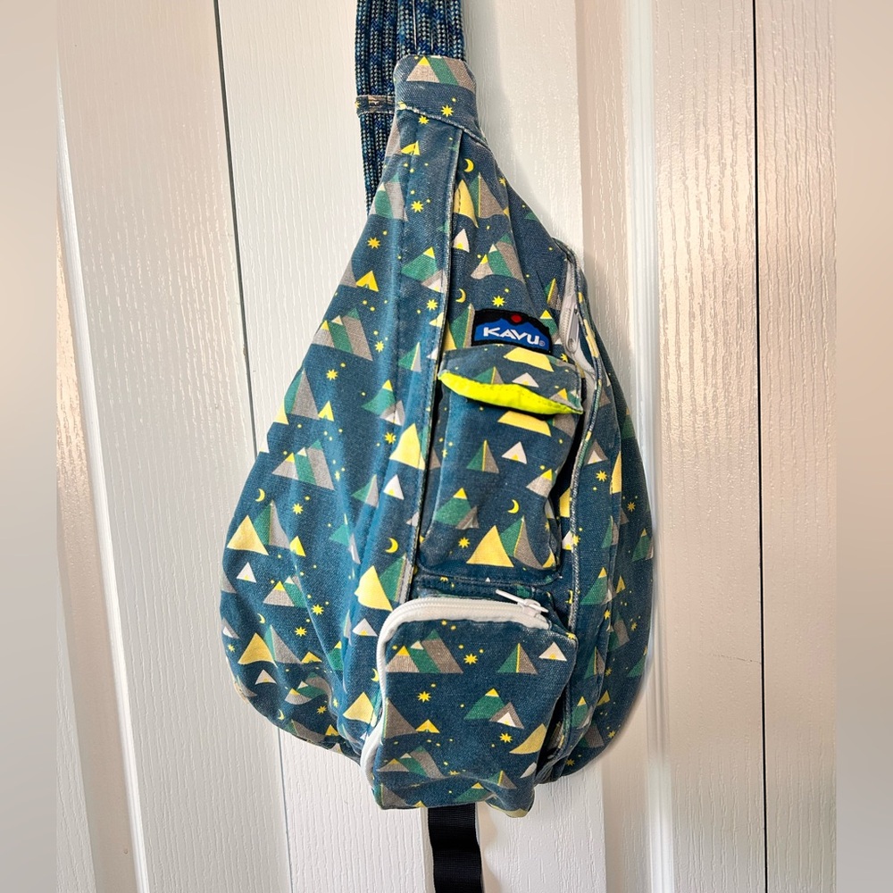 Kavu Rope Sling Medium‎ Size Back Bag Night Range Retired Pattern Hard To Find - Picture 2 of 8